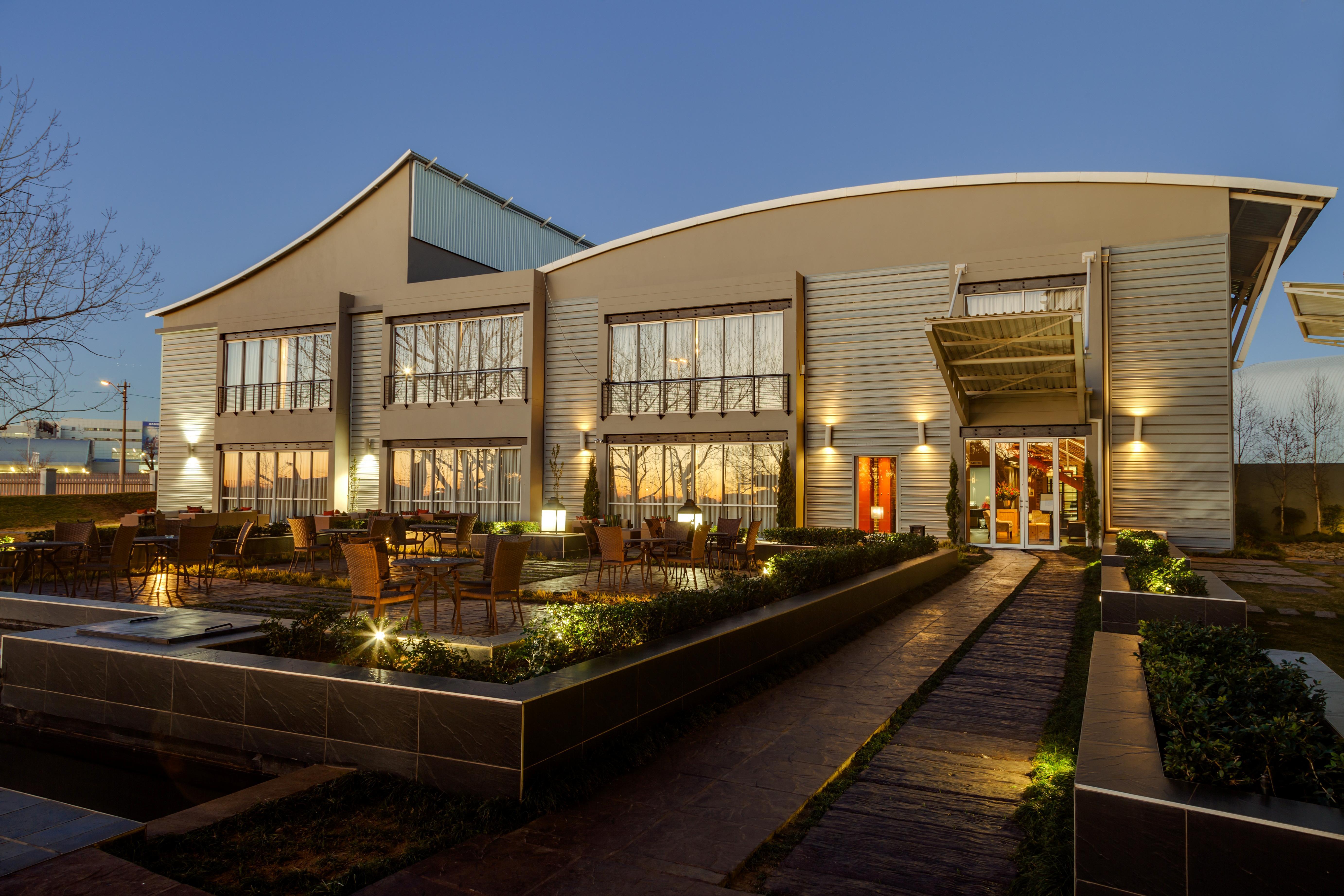 Protea Hotel By Marriott O R Tambo Airport Kempton Park Dış mekan fotoğraf